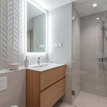 Modern City Center Lägenhet