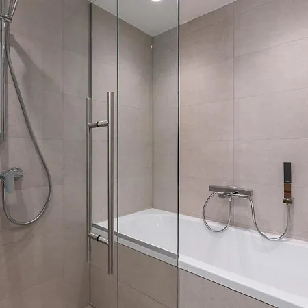 Modern City Center Lägenhet Tallinn