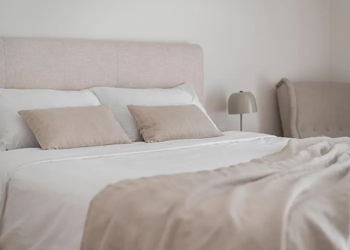 Modern City Center Apartament