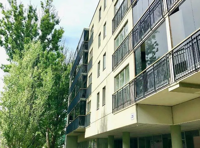 Modern City Center Apartament *