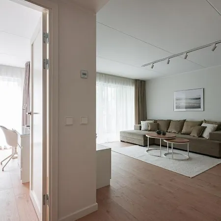Modern City Center Apartment