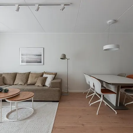 Modern City Center タリン